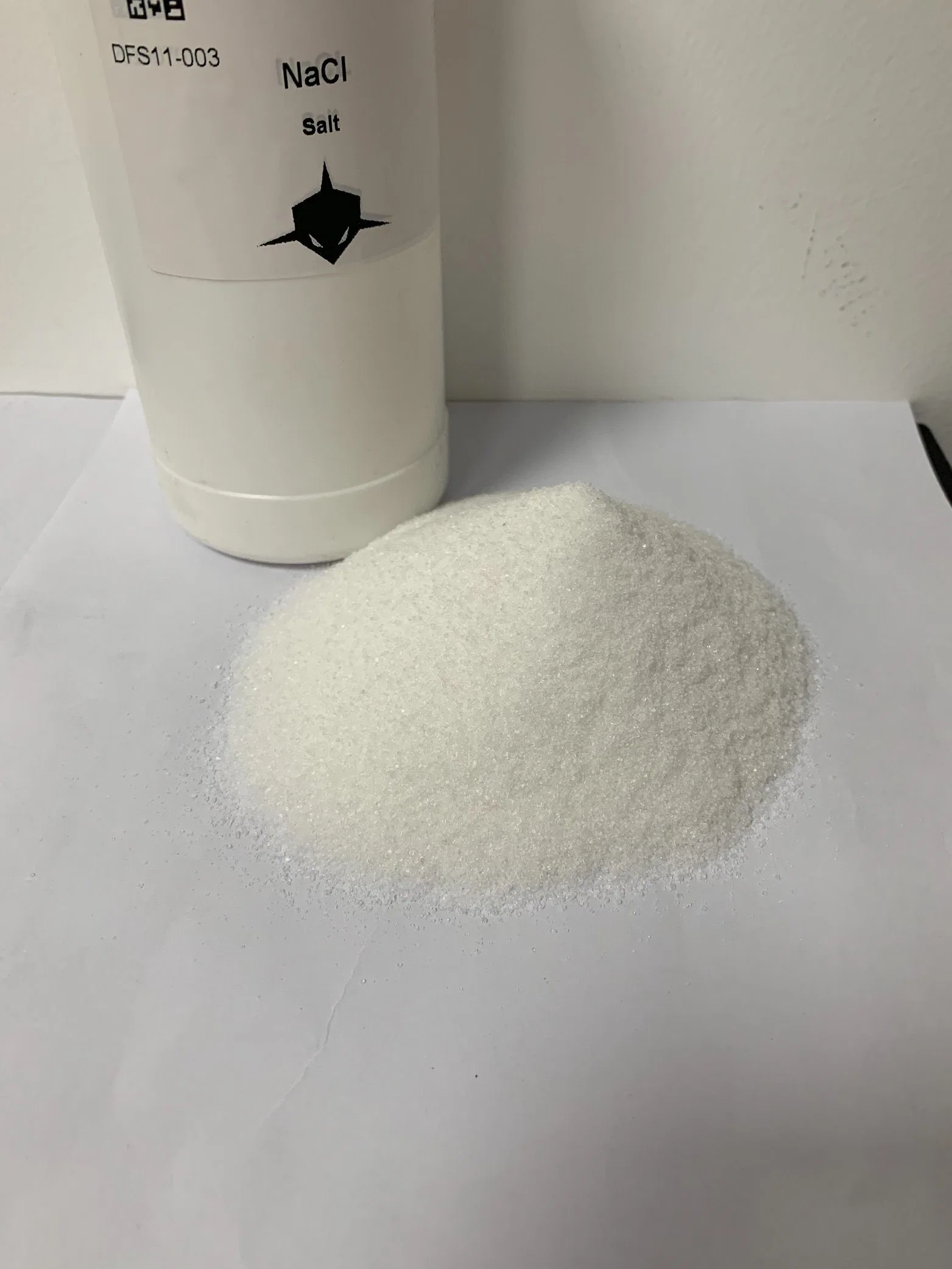 المادة المضافة لسائل الحفر اللوني غير العضوي من ملح-كلوريد الصوديوم