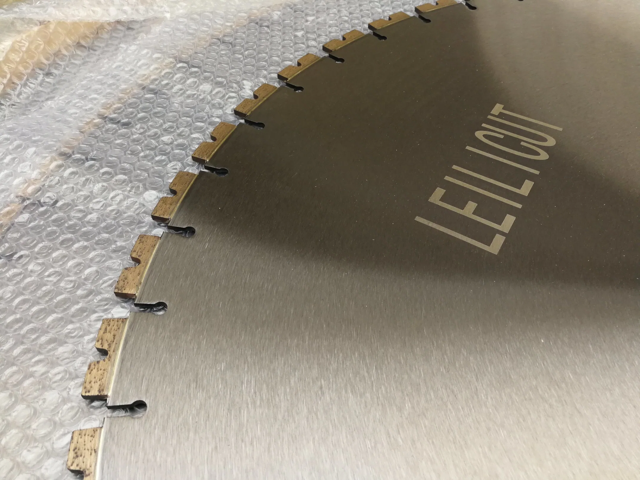 Leili Laser Welded Segment Wall Saw Blade for Concrete/ Reinforced Concrete Wall Demolition.