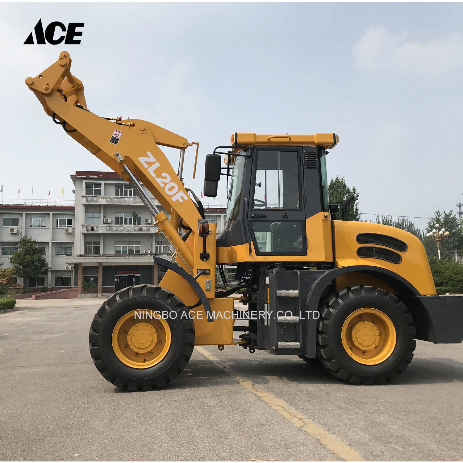 Wheel Skid Steer Loader Mini Tractor Trencher Machine for Garden Work