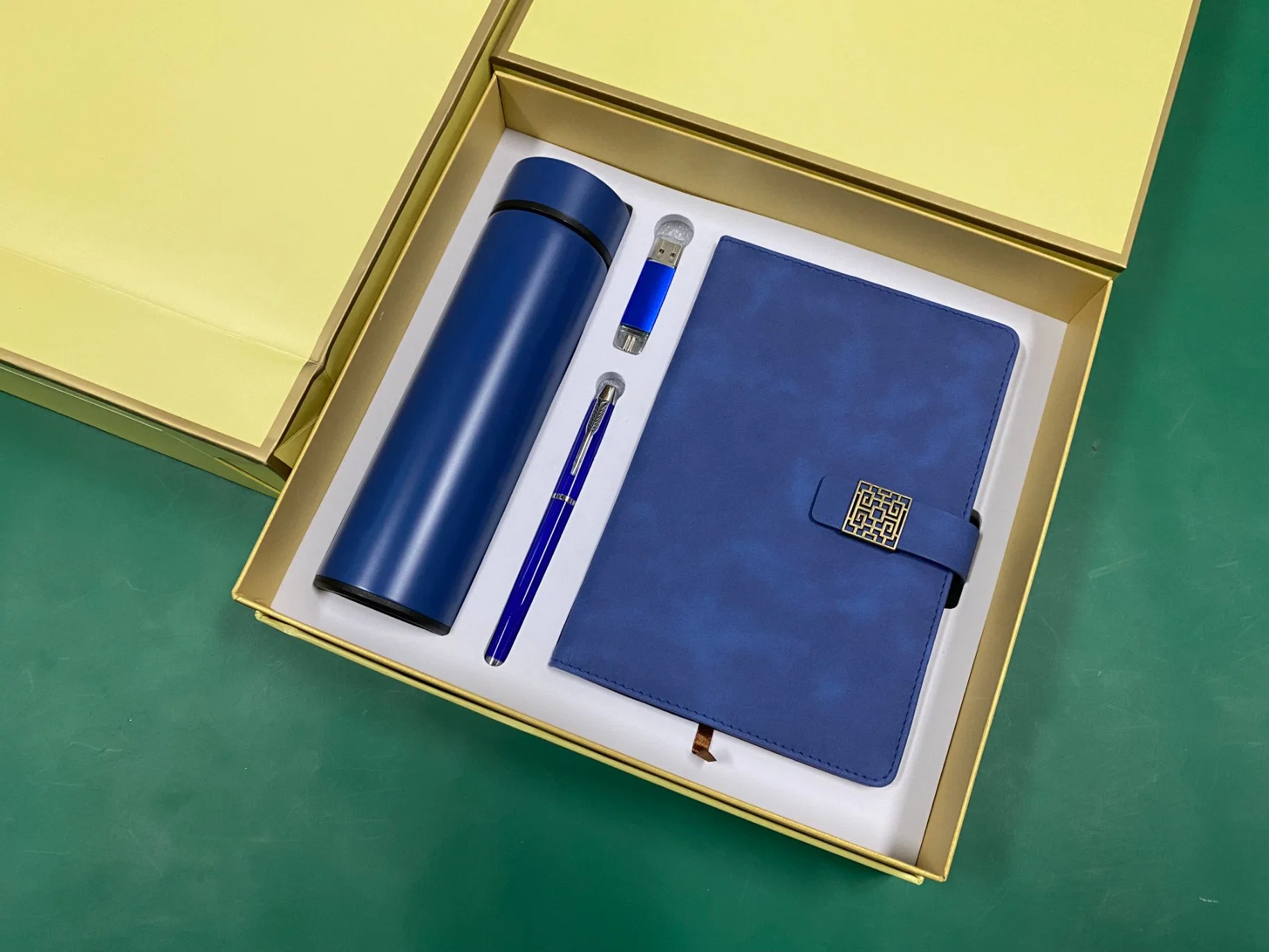 4 in 1 Notebook +Pen +Cup +USB Promotional Giftset