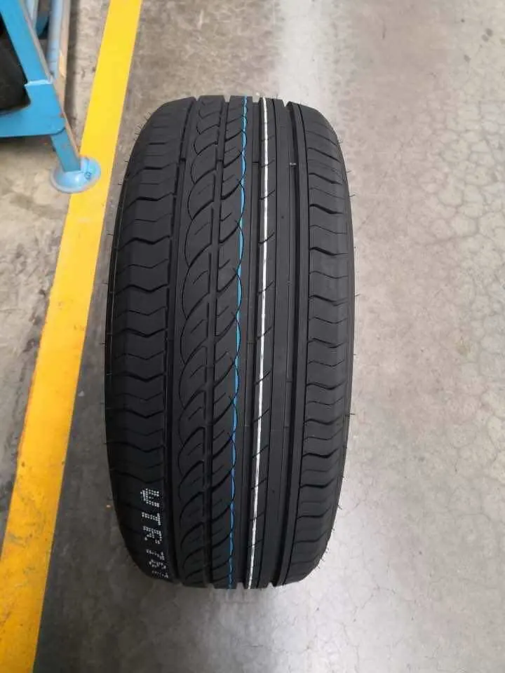 High quality/High cost performance  Auto Parts Semi Steel Radial PCR Vehicle Car Tire with 195r15c 215/60r16