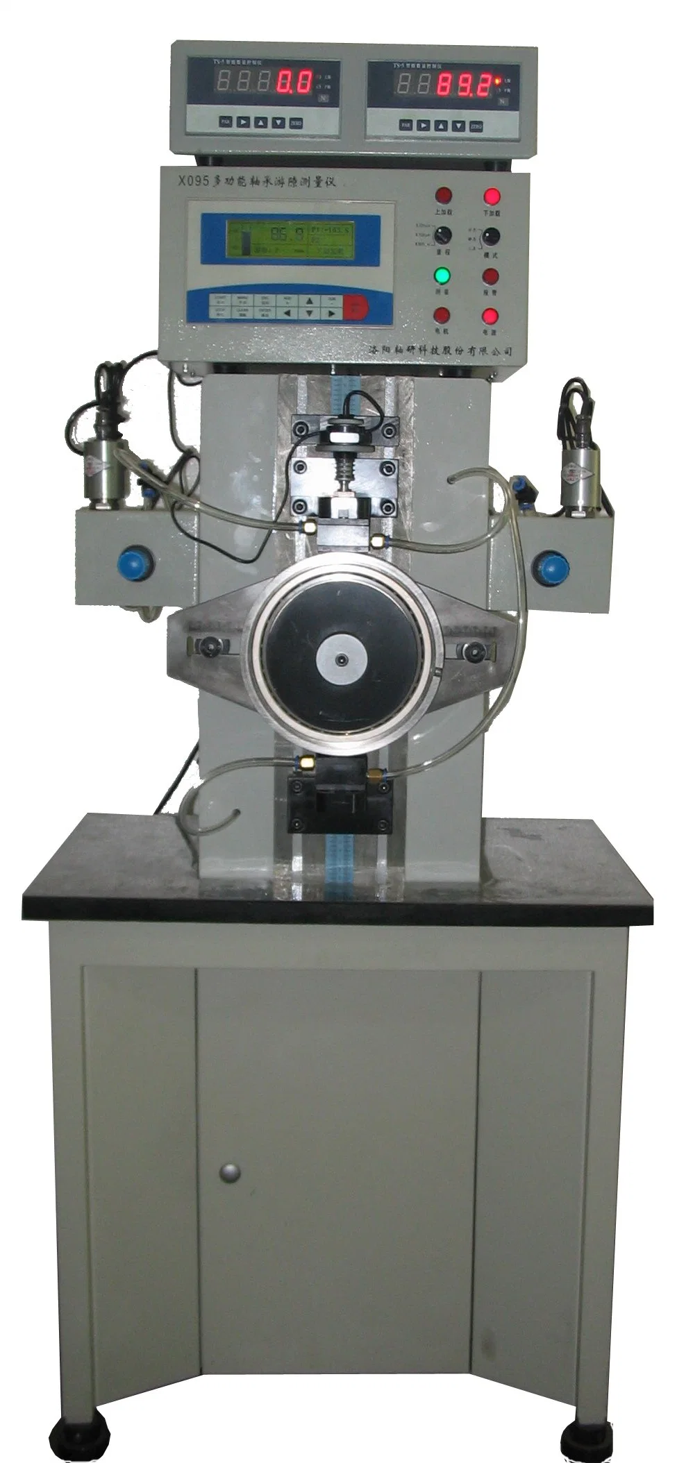 Teniendo el instrumento de medición de la holgura radial X095j con alta precisión