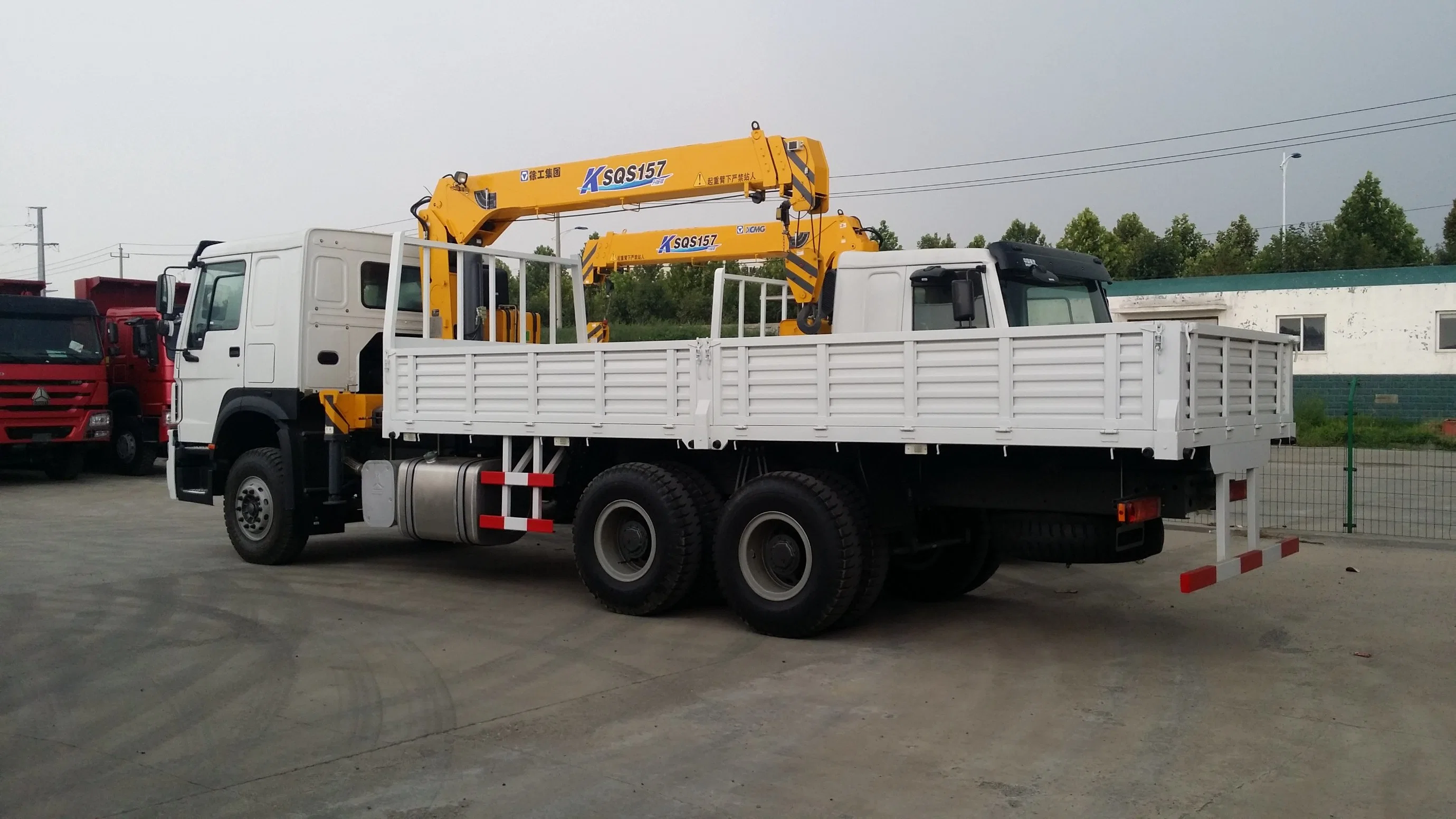 Sino HOWO 10t 12t 6X4 Truck Loader Crane