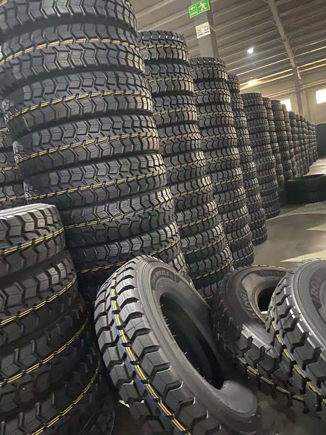 Best Quality Factory Trucks Tires 315/80r22.5 Truck Tyre (295/80R22.5)