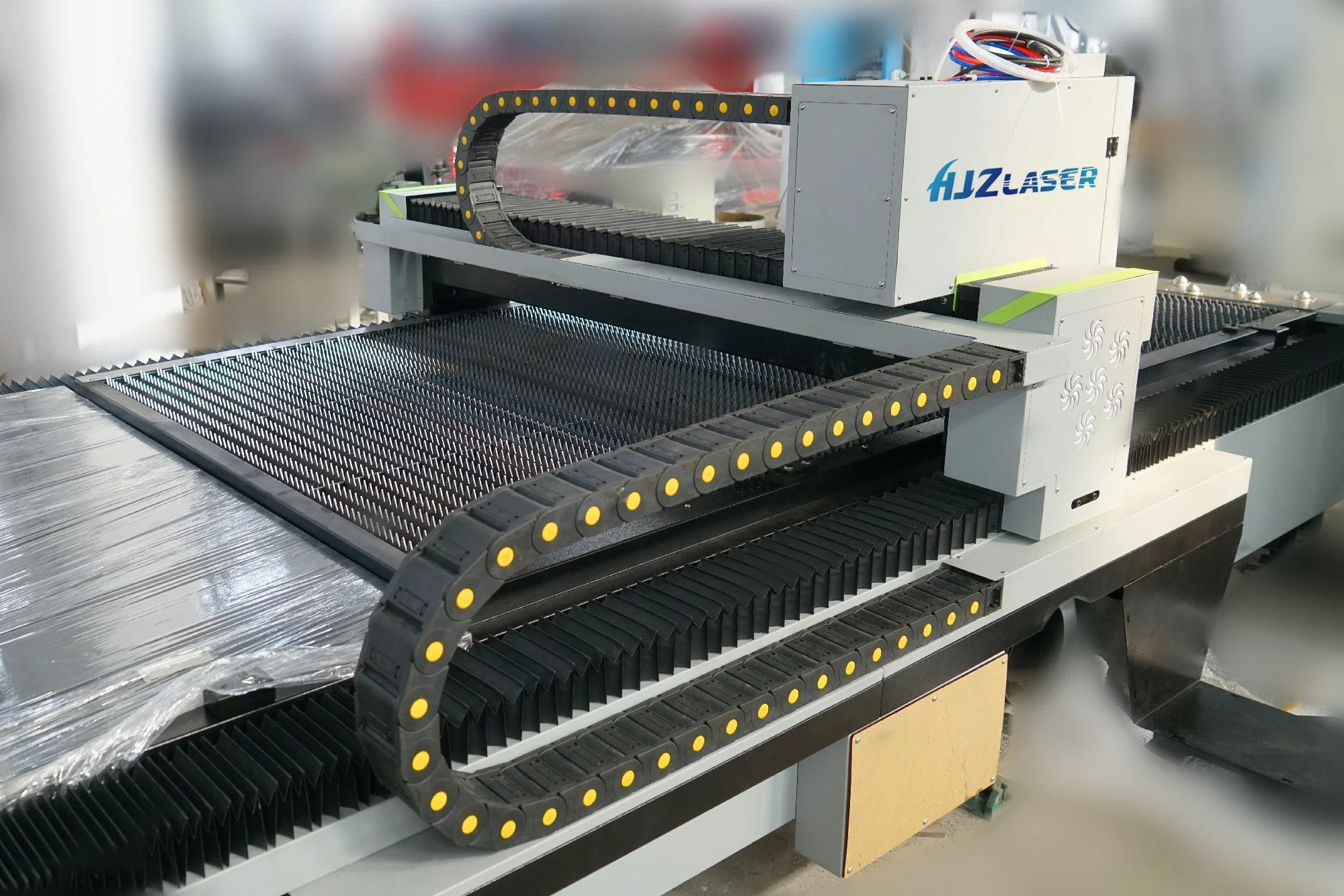 3015 1000W Aluminum Sheet Metal CNC Fiber Laser Cutting Machine