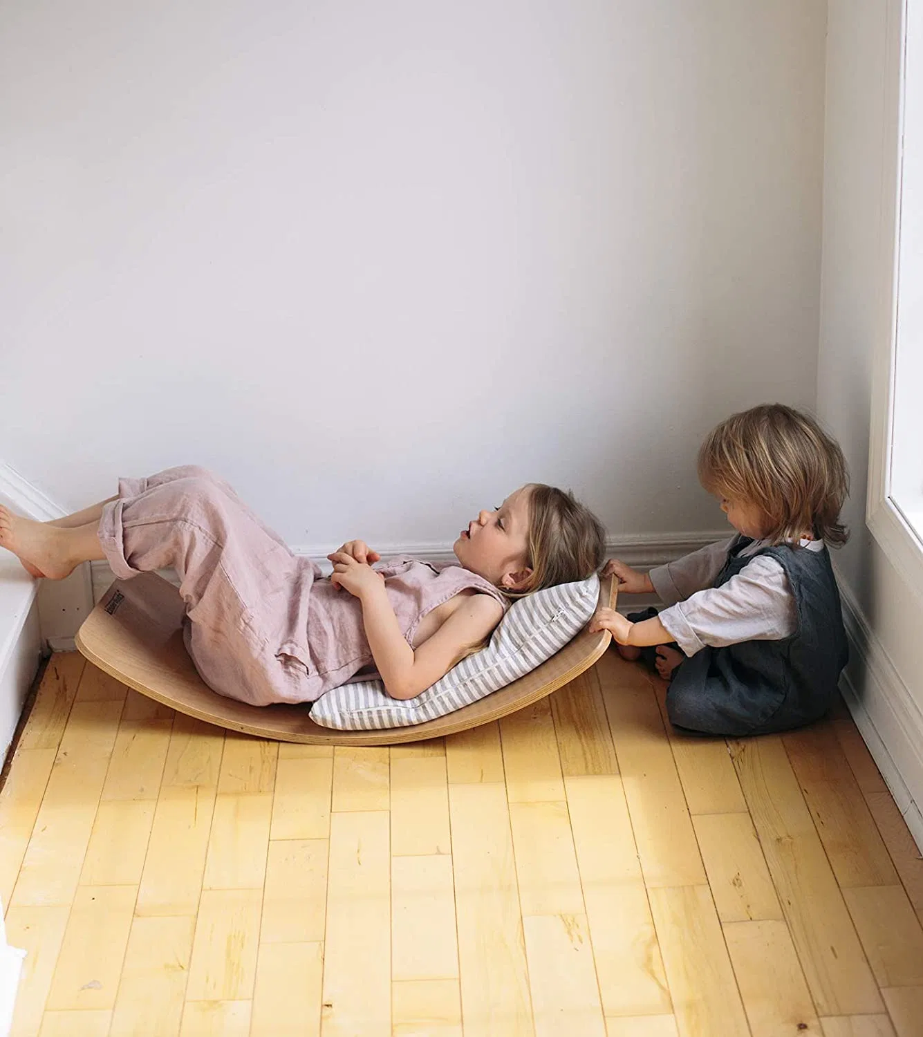 Nueva Ola Juguetes de madera de madera para niños Balance Board Niño juguetes escalada indoor Wobble