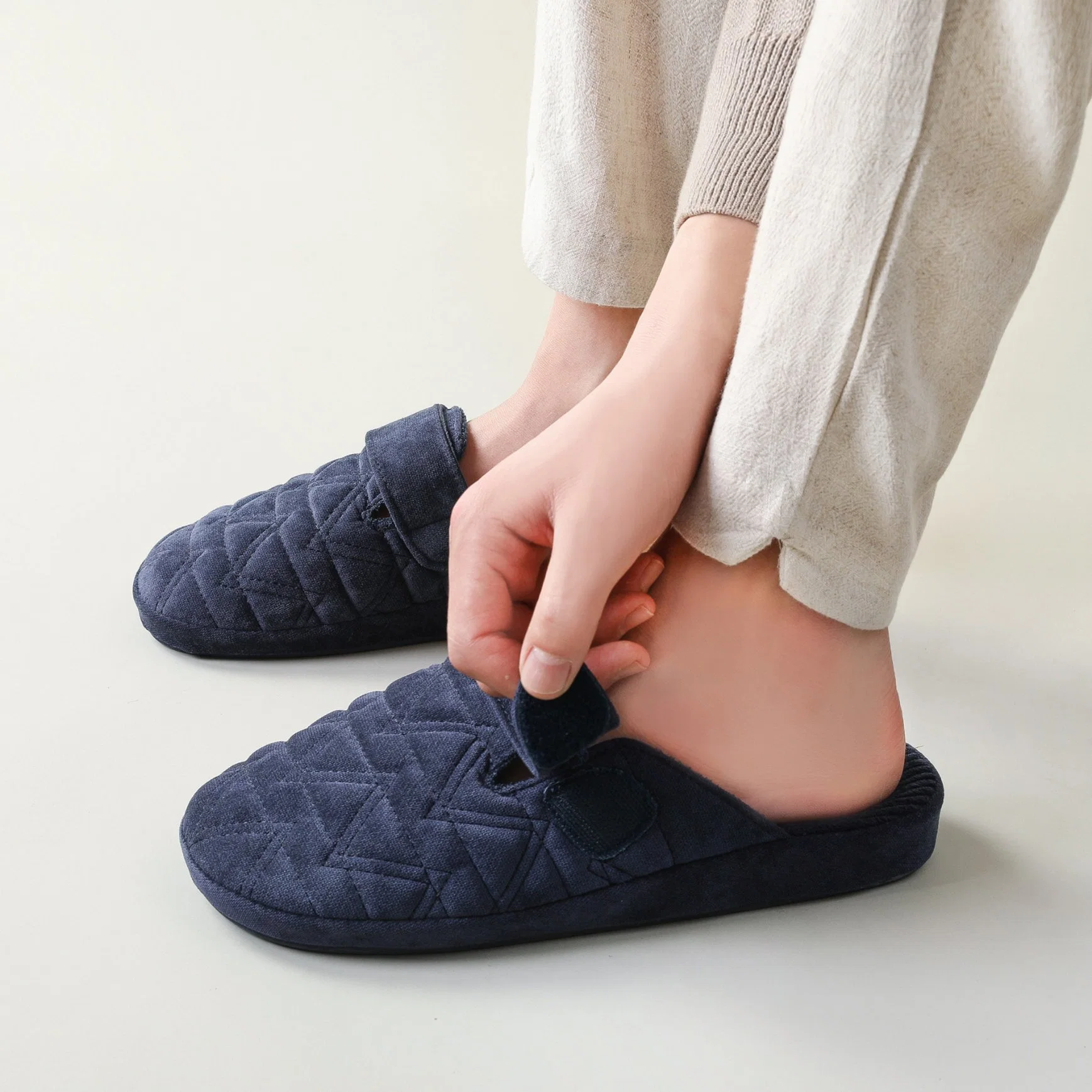 Corifei Herren Startseite Hausschuhe Geometrische Indoor Slip auf Rutschen Gummi Sole Winter