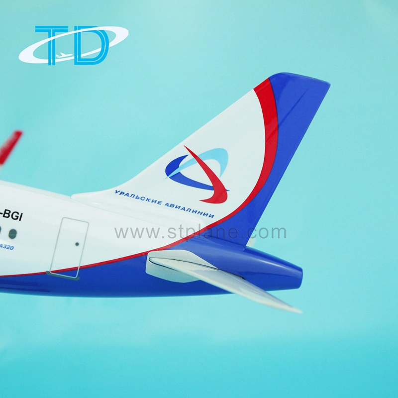 Airbus A320neo Resin Airplane Model 1: 200