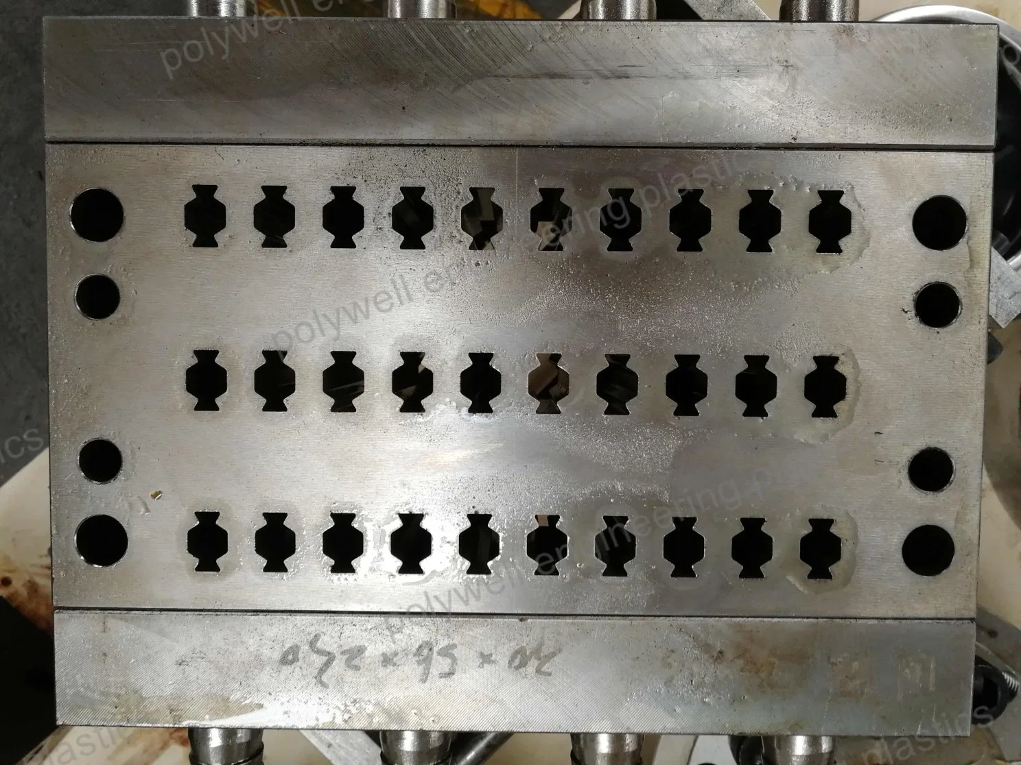 Stainless Steel Plasticization Mould for Polyamide Granules Extruder for Aluminum System Window Profile