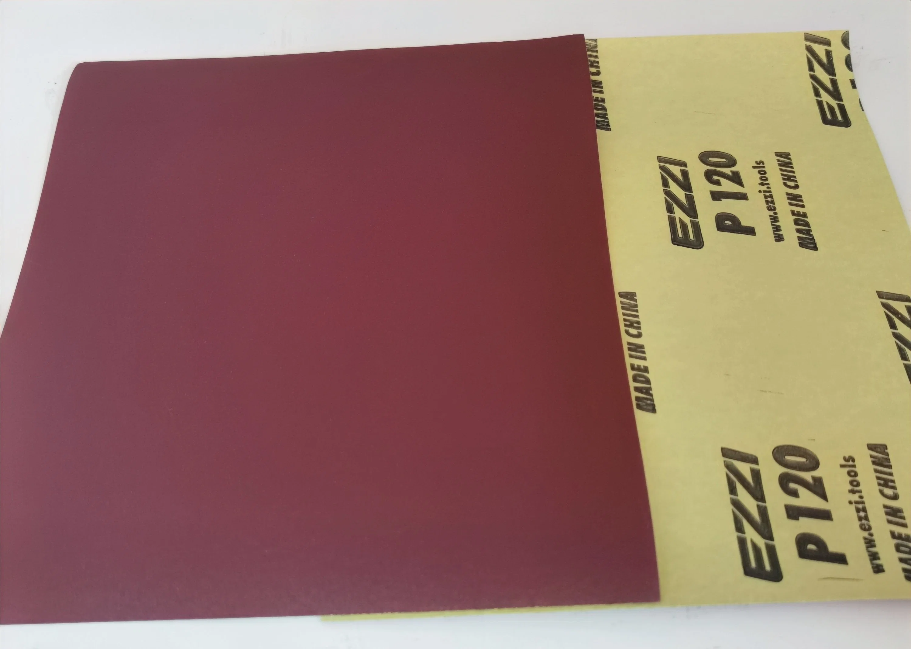 230*280mm Feuille de papier abrasif imperméable rouge - Feuilles de papier de verre avec support en latex jaune