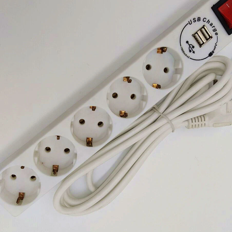 3-6 Outlets Multifunctional Extension Socket USB Power Strip with Child Surge Protector