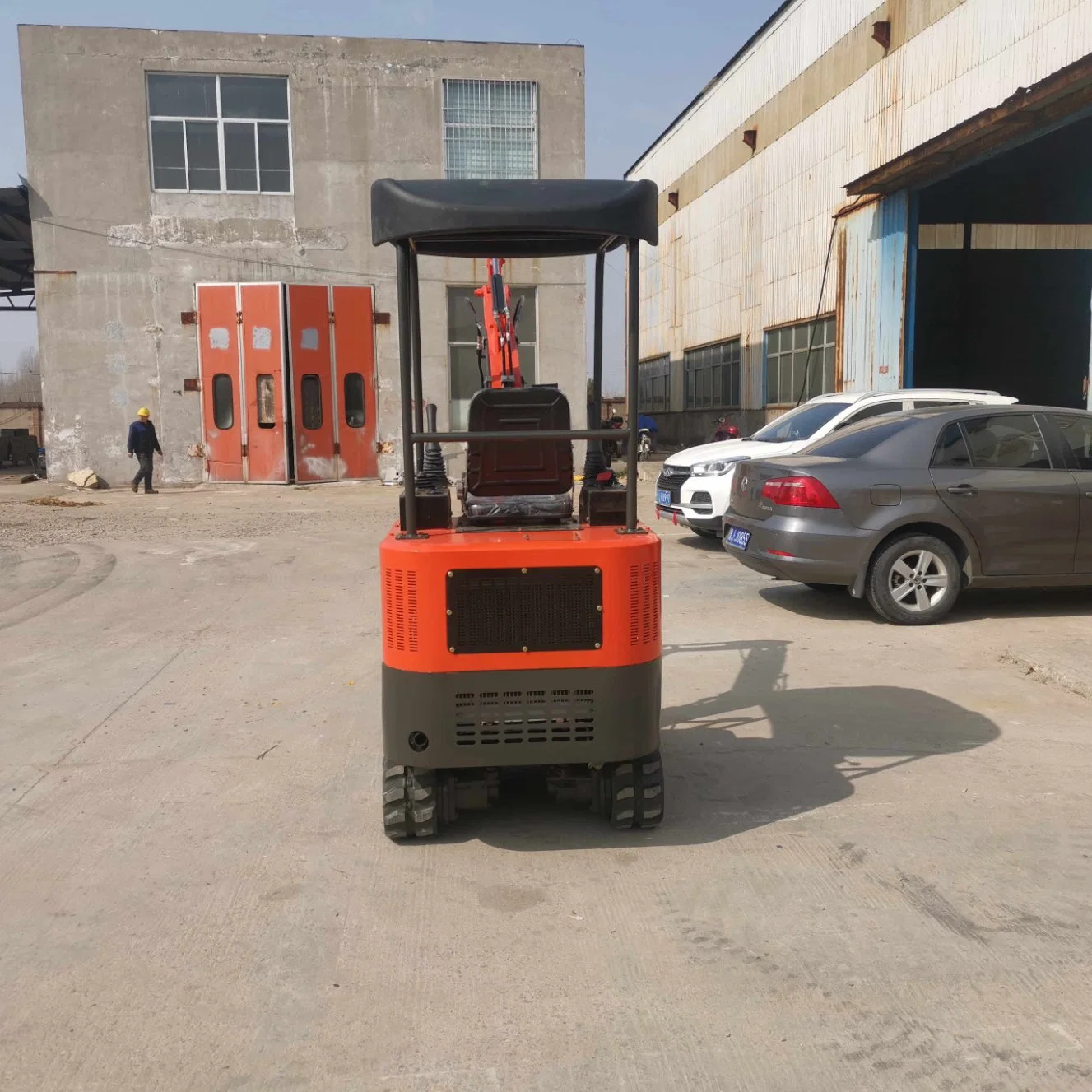 China Crawler Excavator with Factory Price At16 Crawler Excavator 0.8 T 1 Ton 1.5 Ton 2 Ton Excavator Mini Excavator Prices for Sale