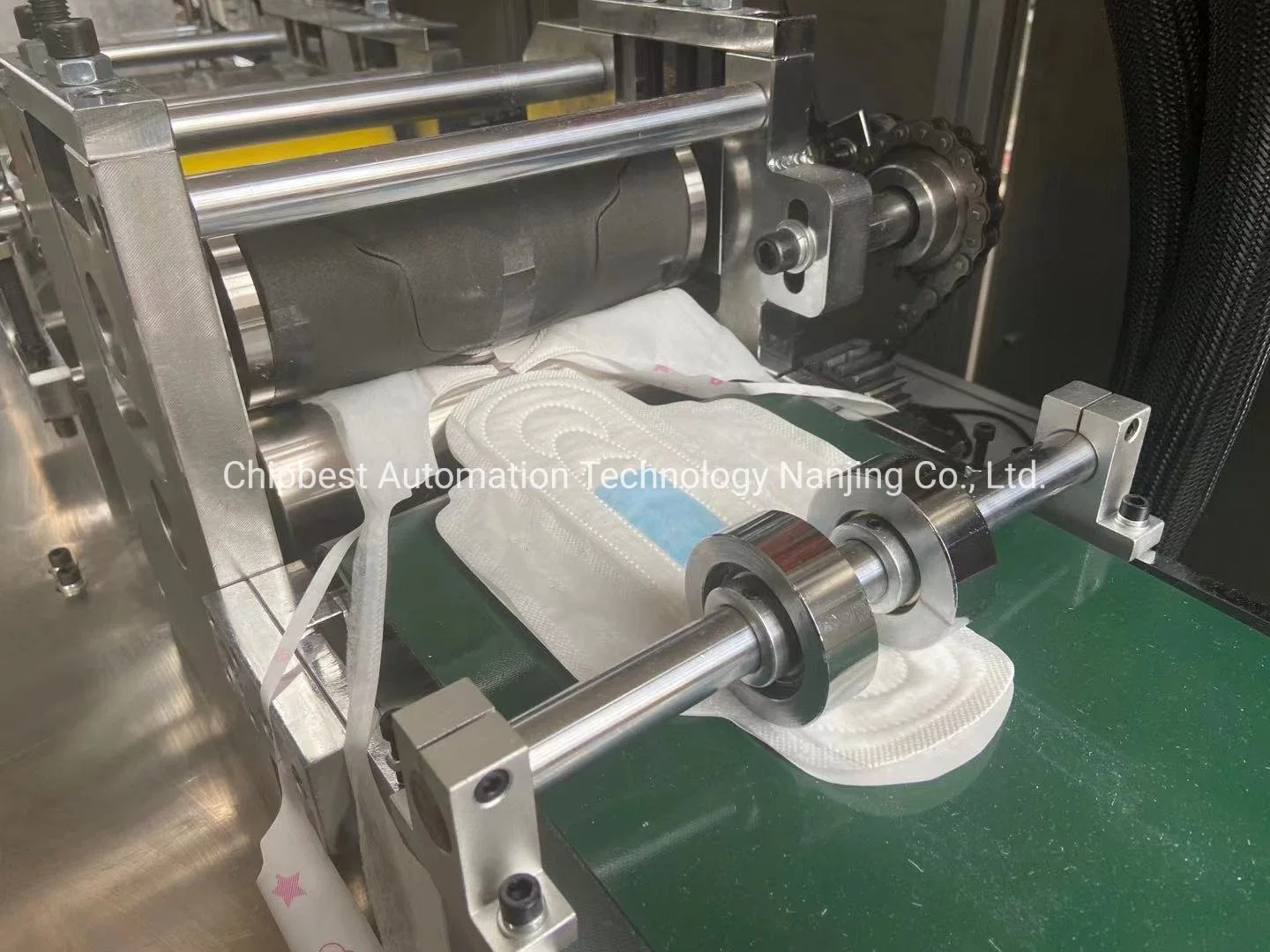 Biodegradable Woman Pads Sanitary Napkins Production Manufacture Machine