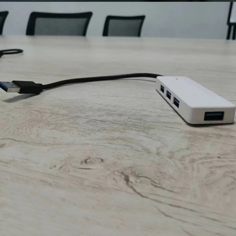 Versatile 4-Port USB Hub