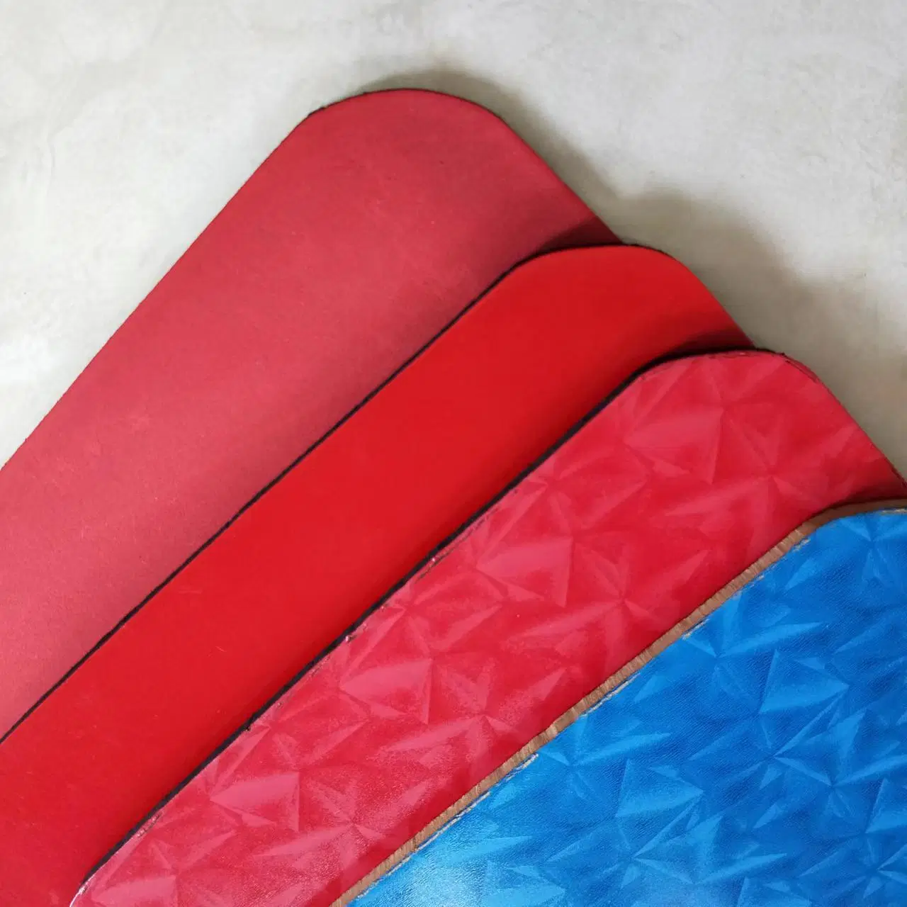 China Manufacturer of High quality/High cost performance  Red Shiny Rubber Sole Sheet with Good Price