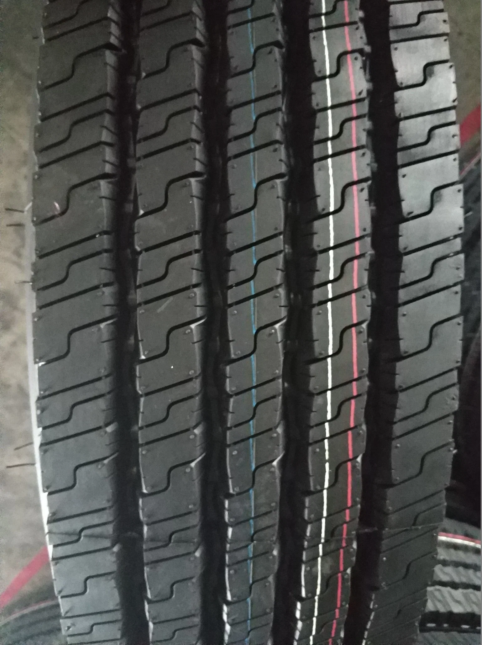 2020 Novo Semi Pneus de Caminhão 315/80R22.5 St939 Venda quente em África