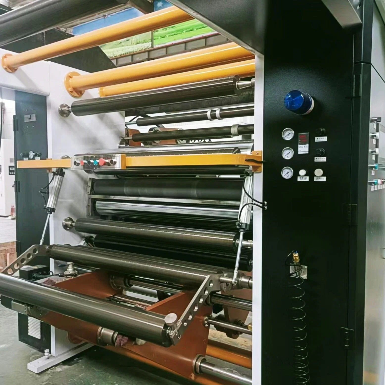 Multifunctional Solvent Less Lamination Machine for Kraft Paper