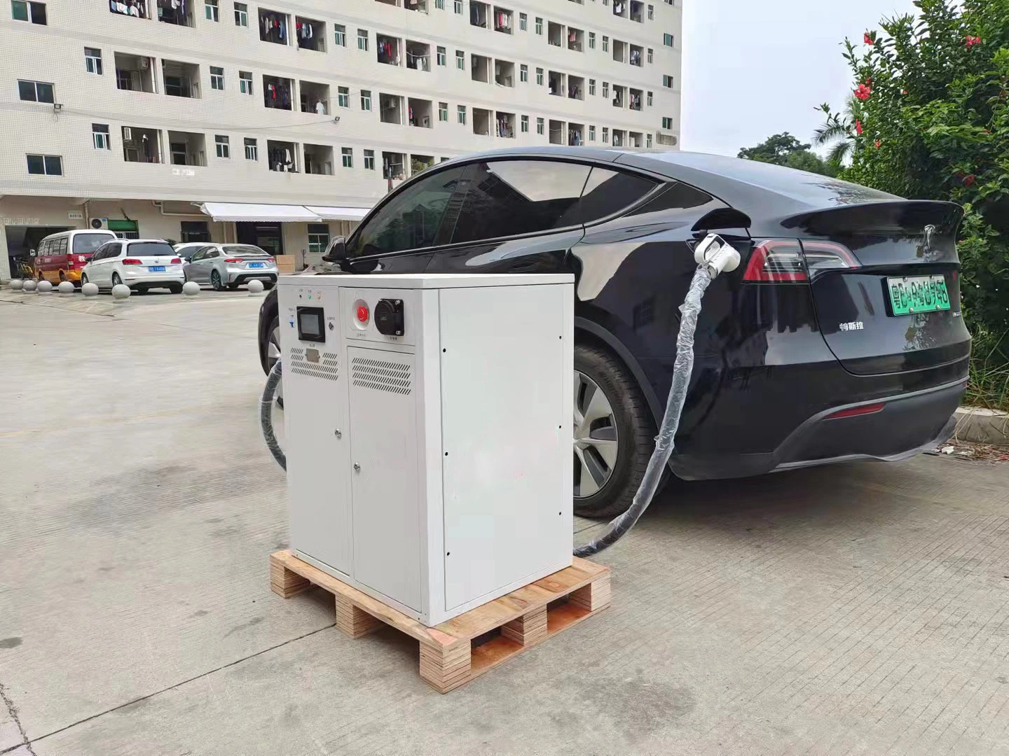 Großhandel Ausgang 20kw Notfall Straße sicher Fast Electric Car Charger Ocpp1,6 Batterie EV Ladestation Tragbare multifunktionale Notfall-Ladestapel