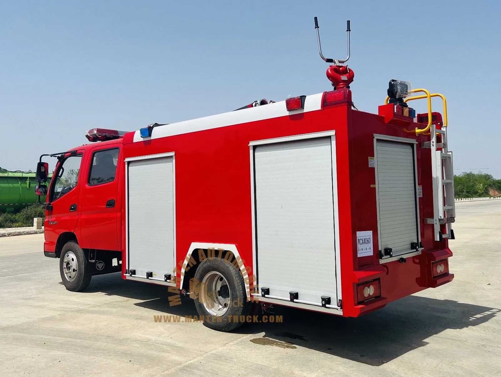 3000 Liters Brand New Fire Engine Truck Foton 4X2 Foam Water Fire Ladder Truck Fire Fighting Truck Price Rescue Diesel