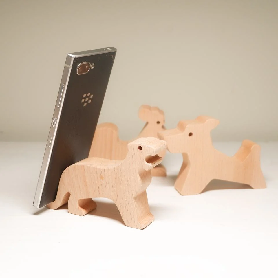 Zodiac Wooden Animals Multi-Functional Wooden Figurines Mobile Phone Holders Wooden Crafts for Home Decoration