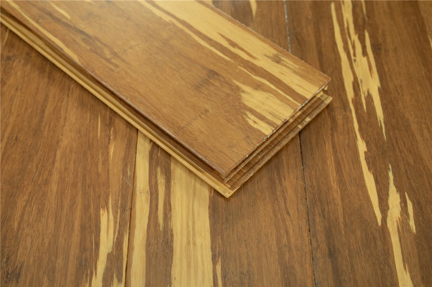 Strand Woven Bamboo Flooring Indoor and Outdoor Bamboo Flooring