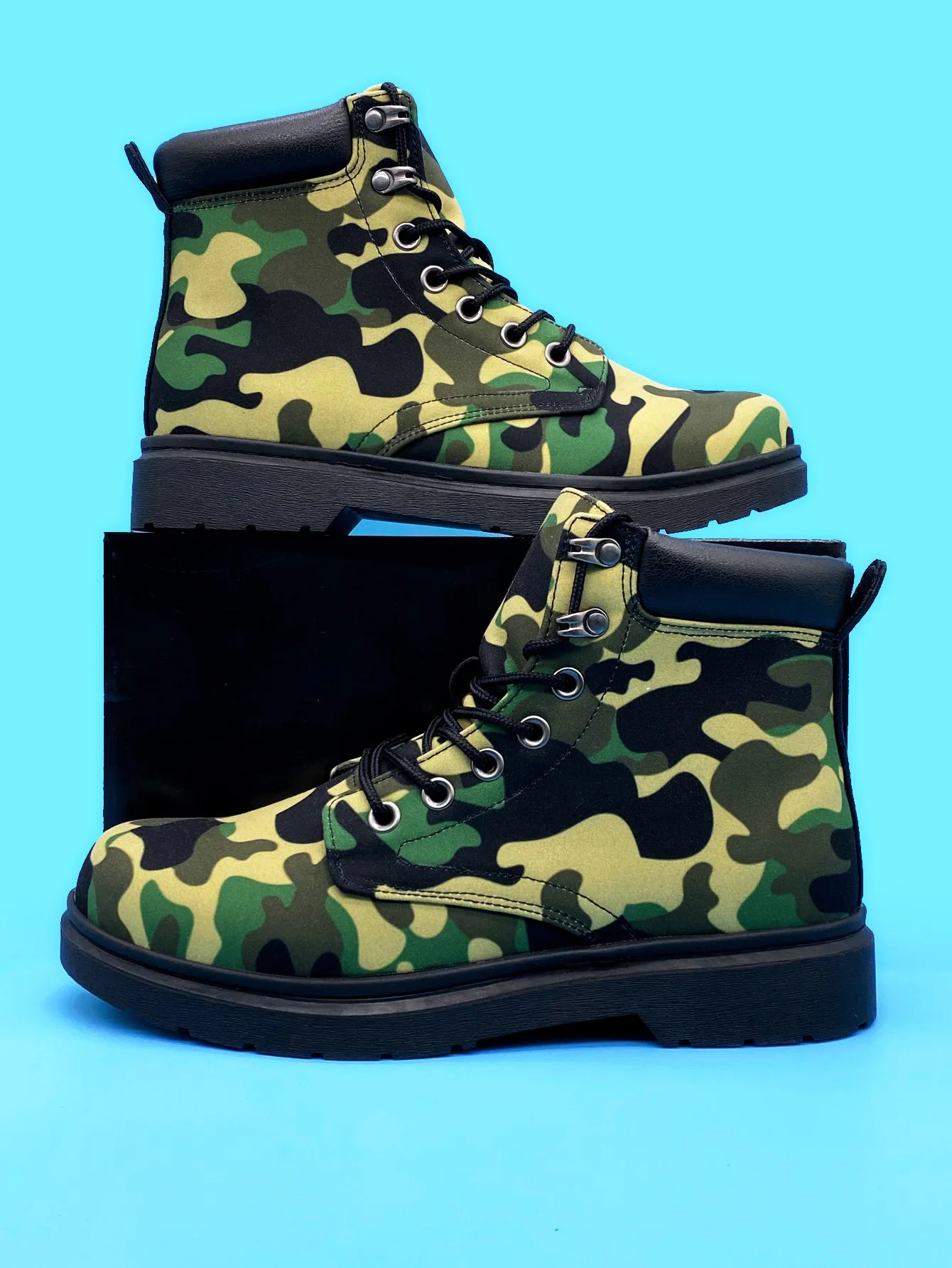 Camouflage Pattern Custom Shoes Men Boots Outdoor Hiking Boots