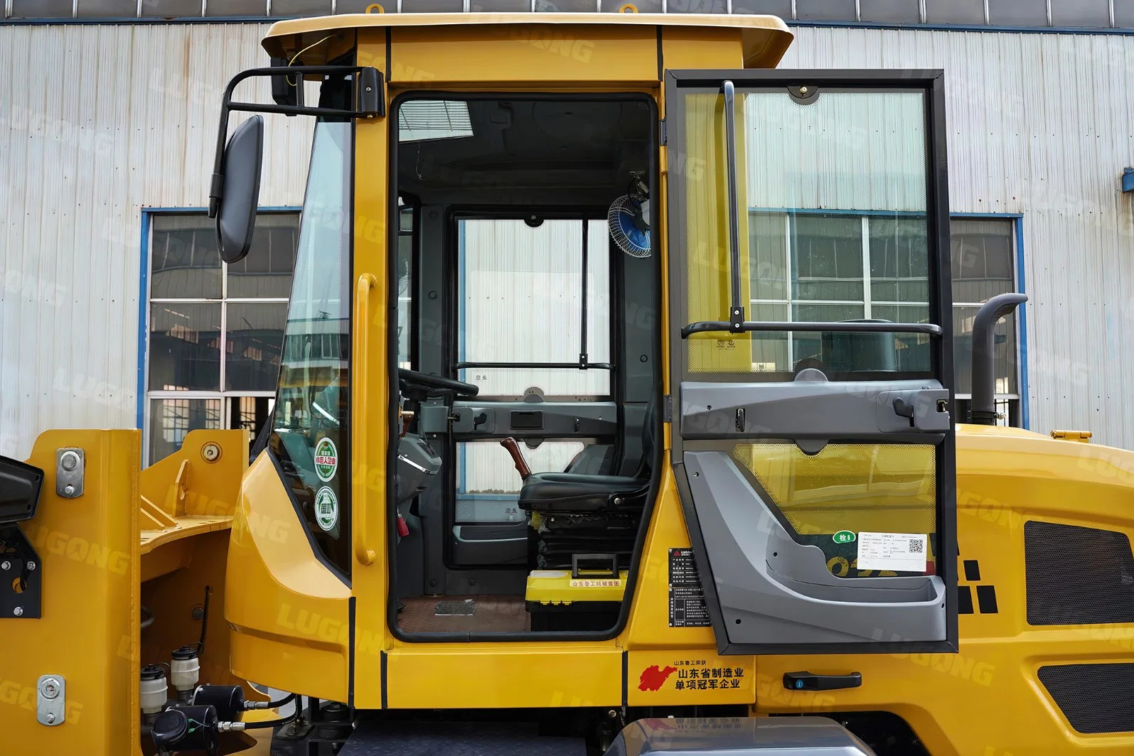 CE Lugong Garden Tractor Front End China Mini Loader with TUV