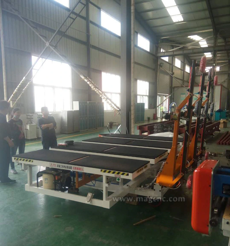 Glass Cutting Table with Automatic Loading and Three Arms