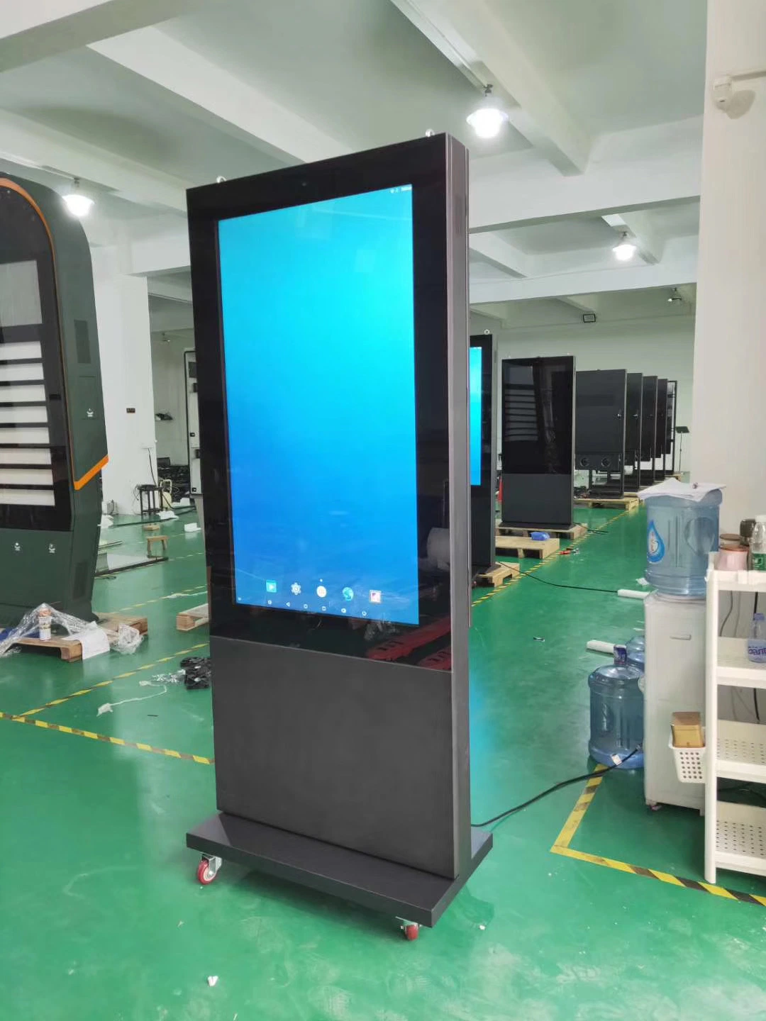 Android 49inch Touch Kiosk Totem Digital Signage für den Außenbereich