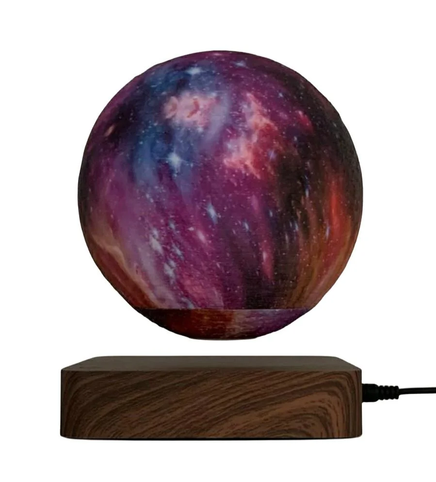 Nouvelle lampe lunaire magnétique en plastique pour intérieur en vente à l'usine pour la décoration de cadeau d'affaires à domicile.