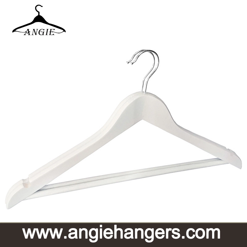 Hotel Wood Hanger: White Curved Wooden Top Clothes Hangers with Bar for Men&prime; S Clothing Display and Hotels and Amazon Ebay