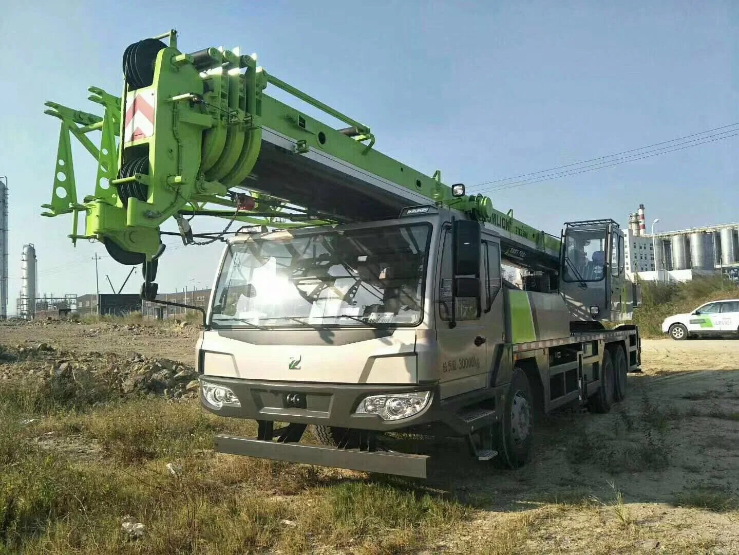 Ztc250V Zoomlion 4 Sektionsausleger 25 Ton LKW Kran für Verkauf