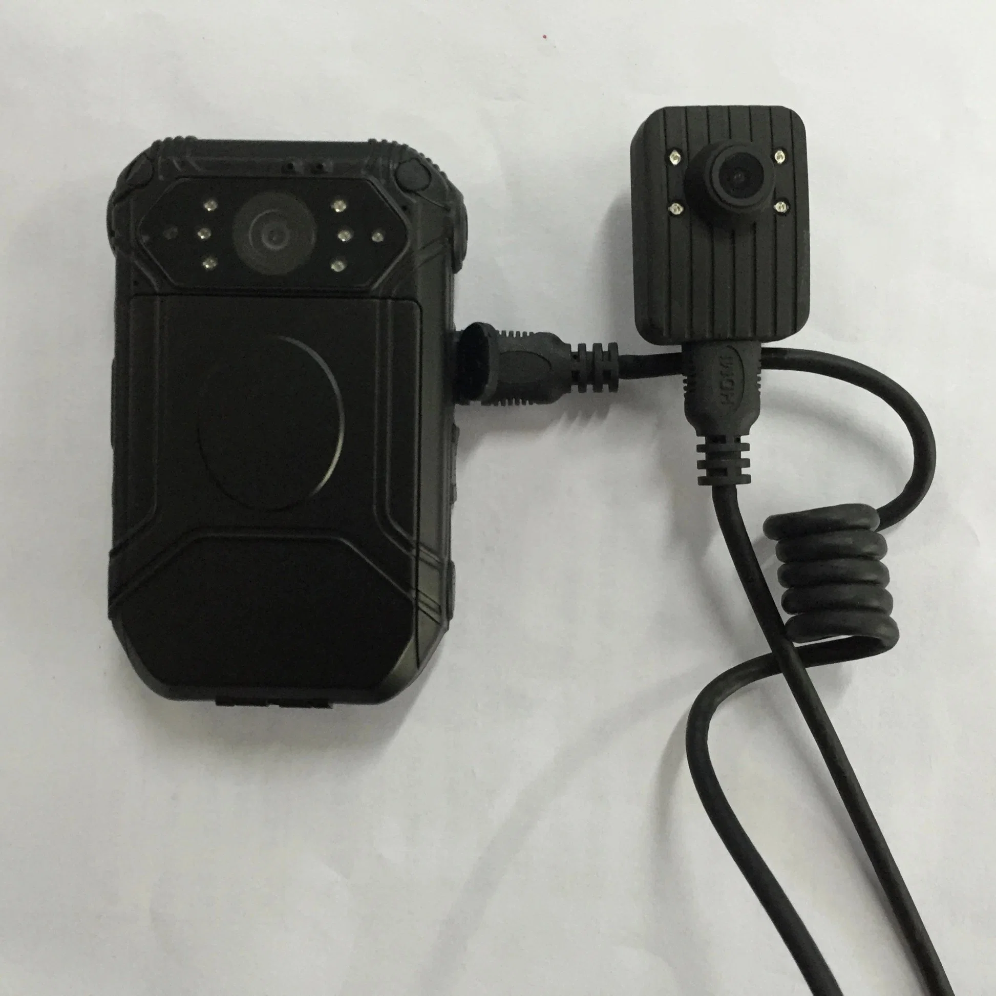 كاميرا محمولة يمكن استخدامها في مراقبة الجسم بواسطة كاميرات CCTV
