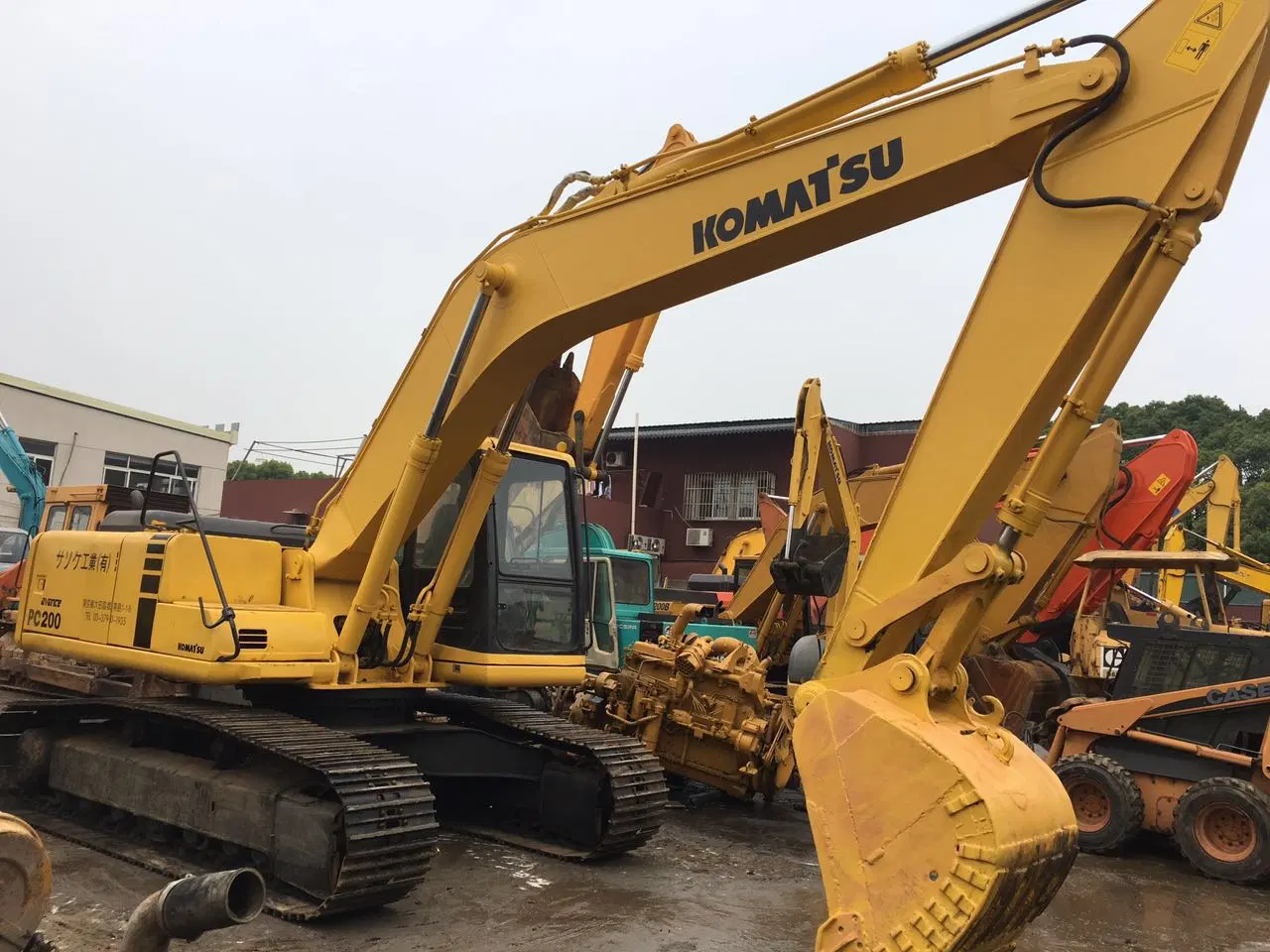 Used Japan Construction Machine Komatsu PC200-6 Excavator Used Heavy Duty Equipment Komatsu Excavadora Usada