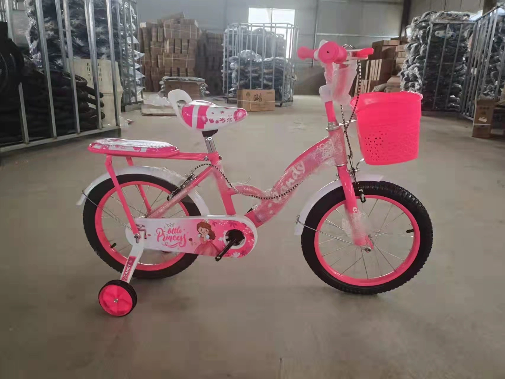 Bon marché et les petites Dirt Bike Vélos pour enfants d'engrenage Guangzhou de couvercles de vélos