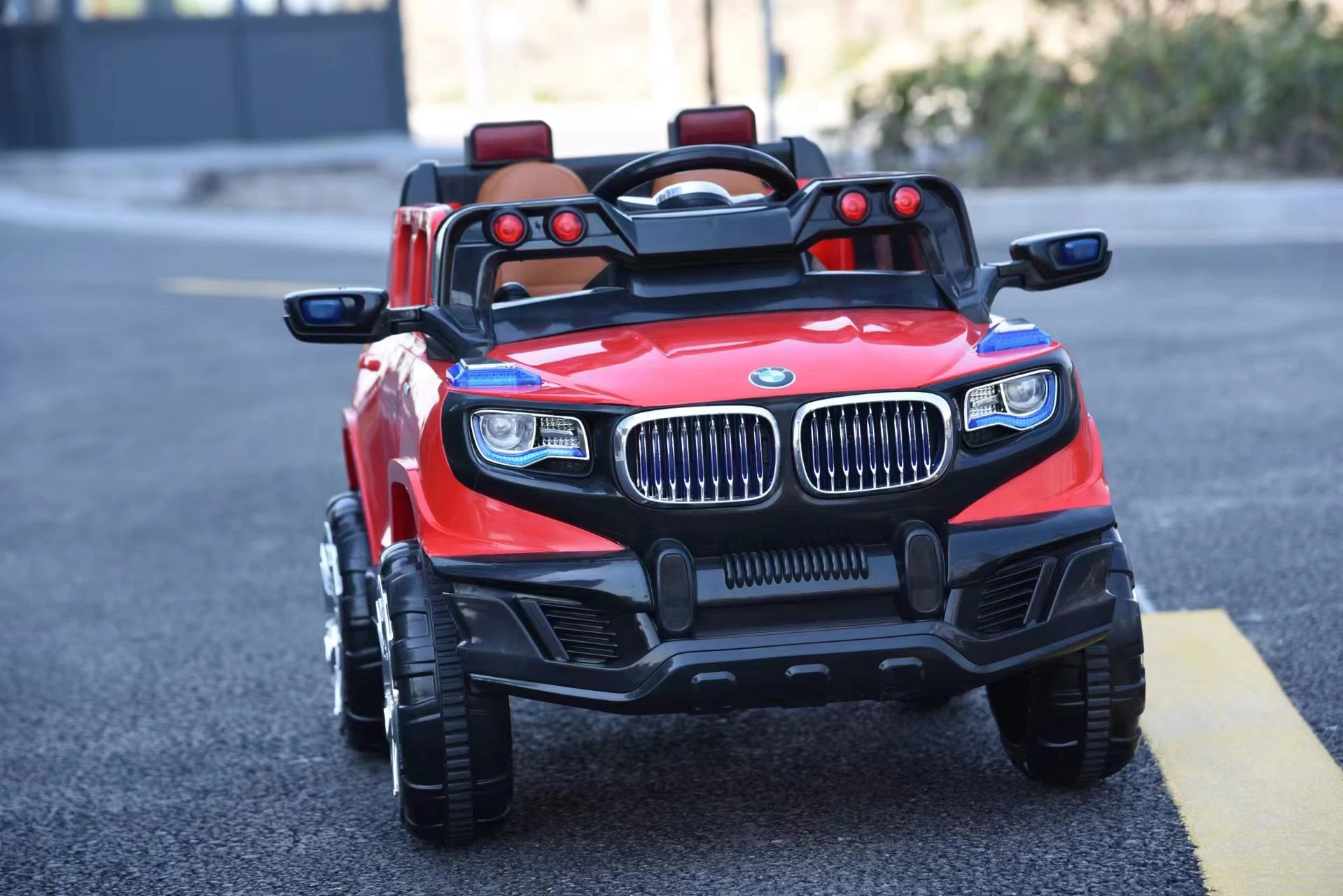 Latest Fashion off Road Vehicles/Children's Electric Toy Cars/Four Wheel Drive/with Swing Function