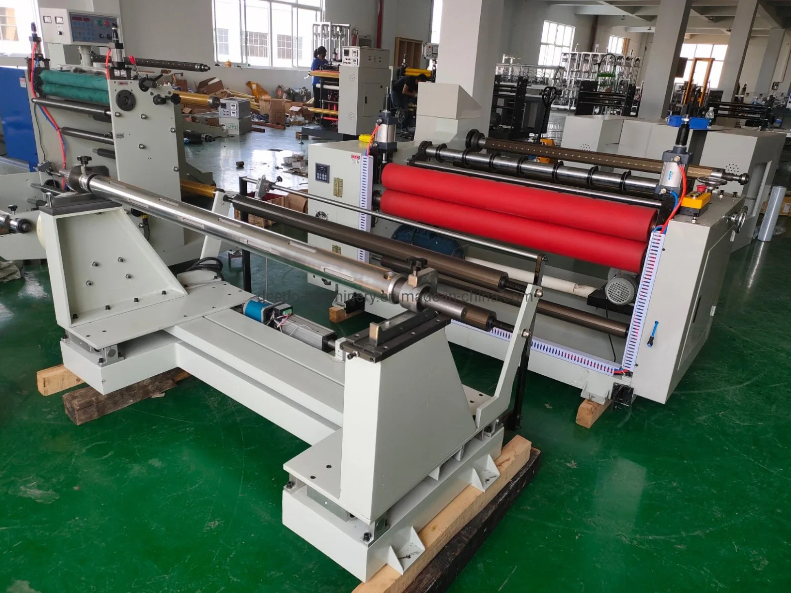 2024 High Speed Automatic Slitting Machine for Self Adhesive Sticker