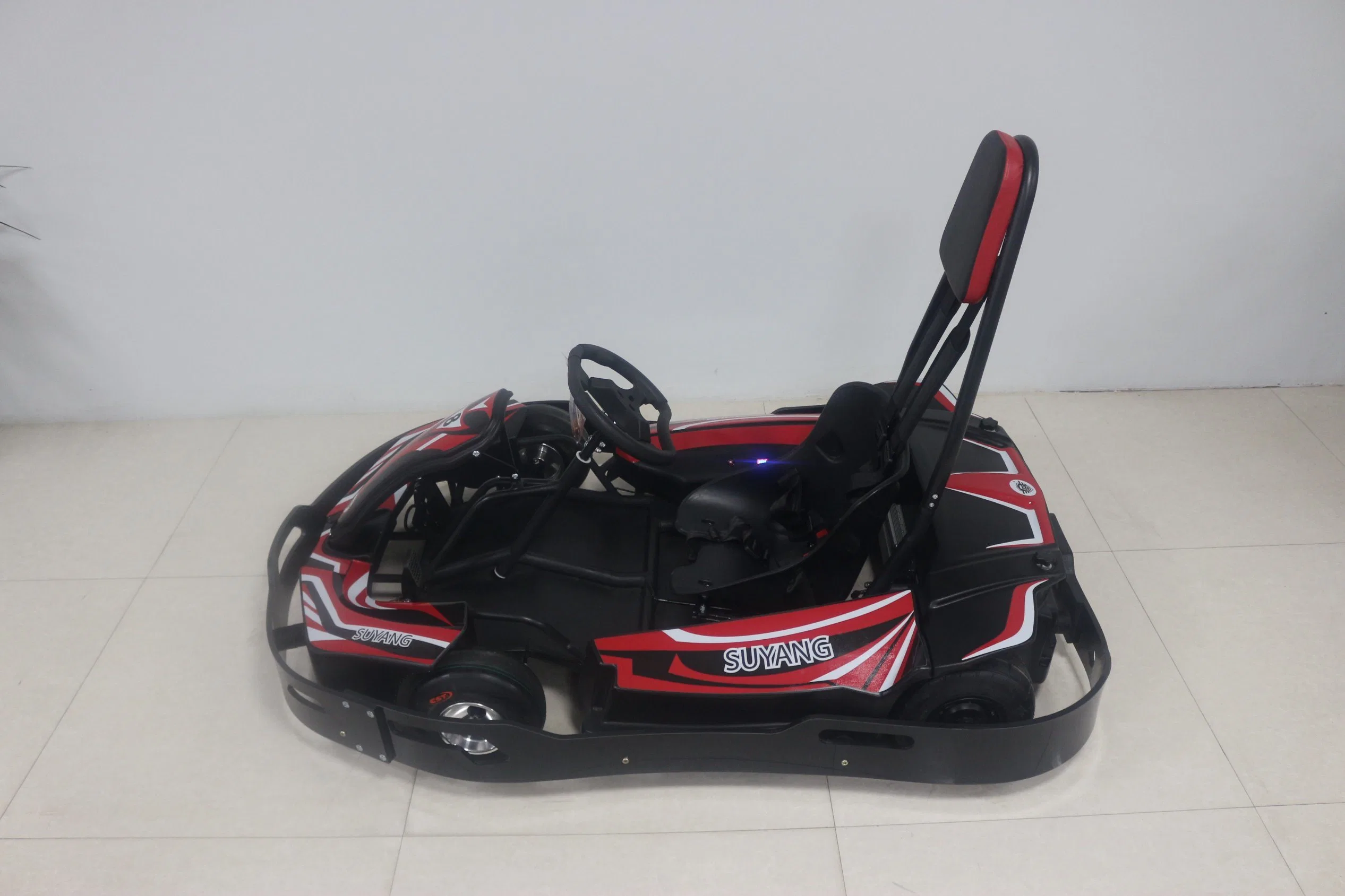 Suyang Günstige 3000W Elektro Go Kart 48V22ah Blei-Säure-Batterie Erwachsene Mini-Karting