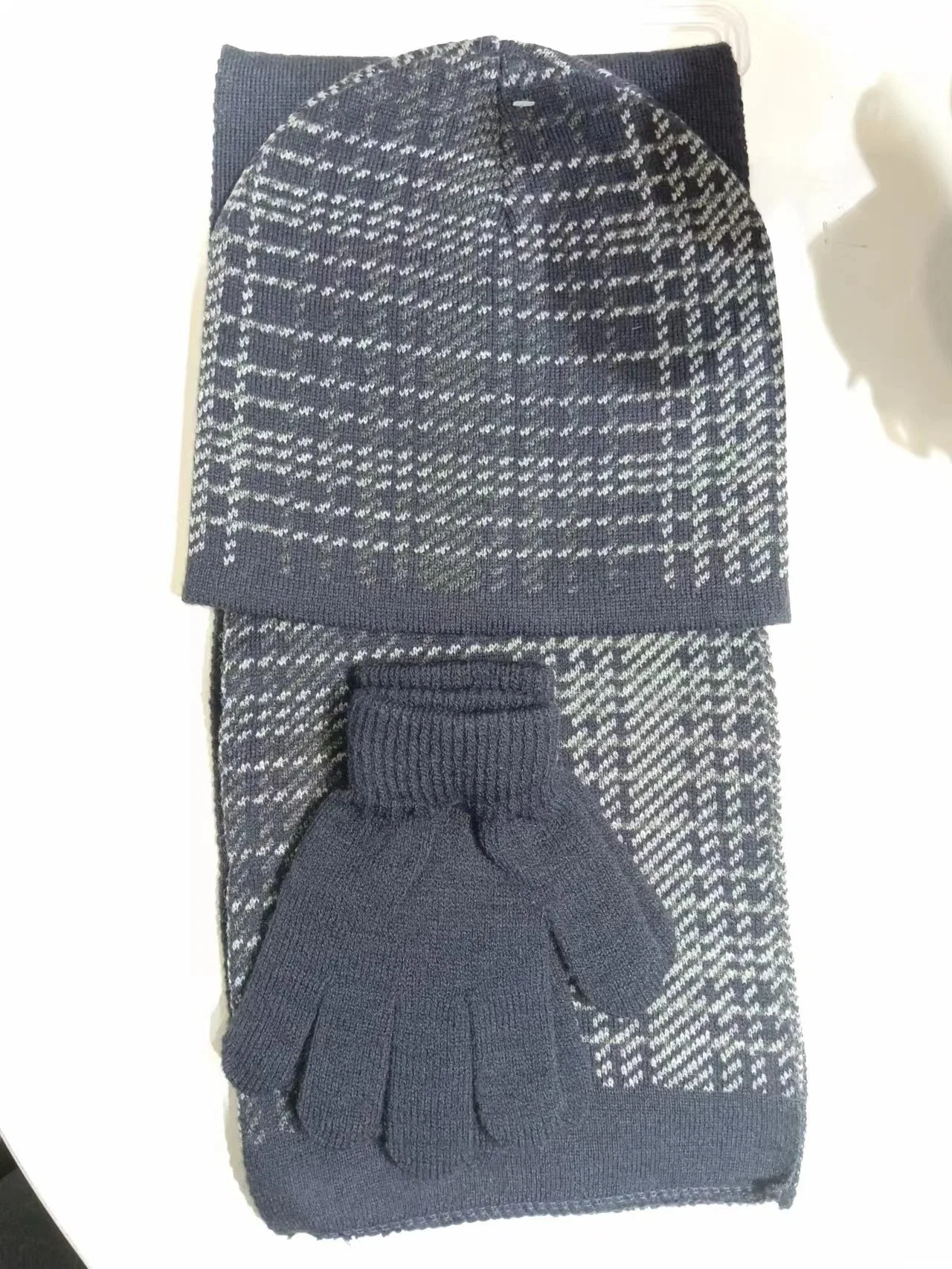 2024 New Fashion Set of Boy Beanie and Scarf and Glove