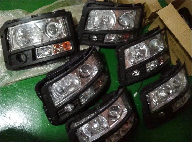 Shacman F3000 Heavy Truck Spare Parts Head Lamp Dz93189723010