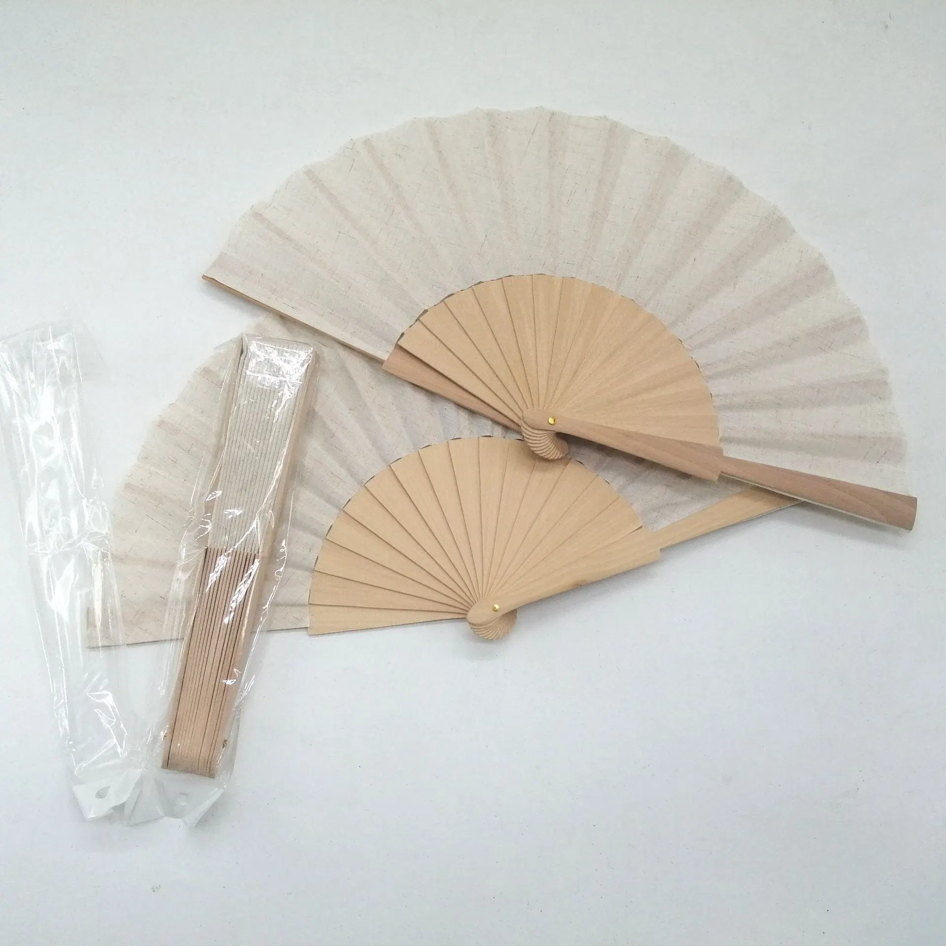 Custom Printing Fabric Foldable Hand Held Fan Bamboo and Wooden Fan