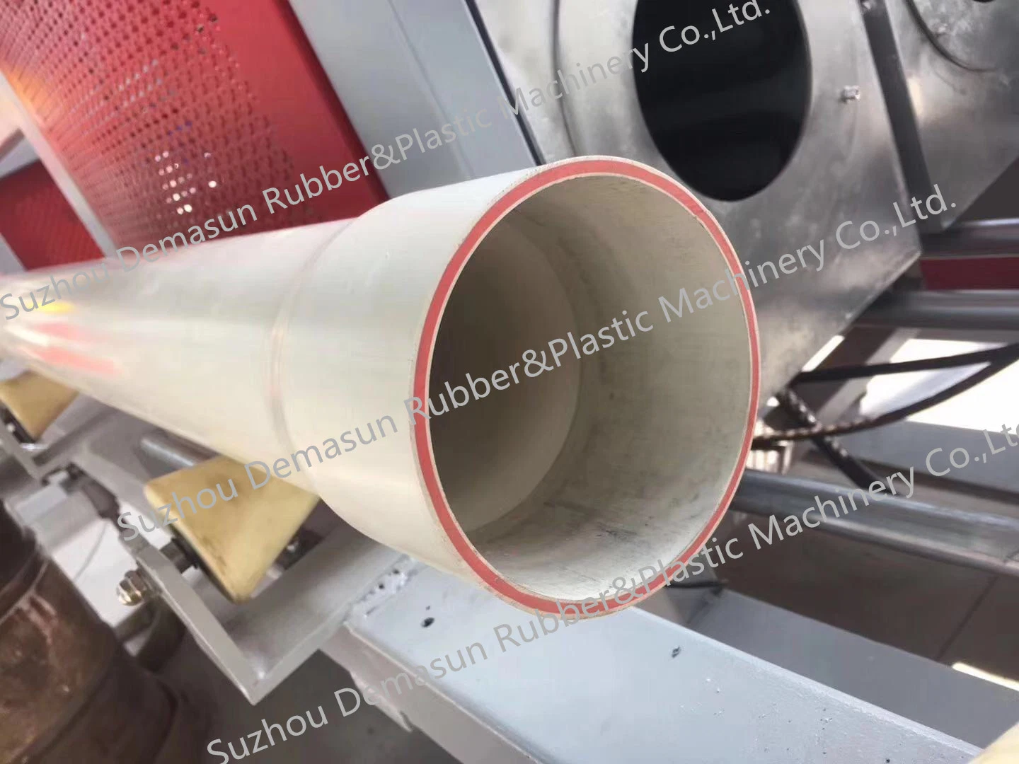 tubería de PVC Belling Tubería de la Máquina de Tubo automática Máquina de extrusión de polímeros del tubo de conducto de la ampliación de Metro de la línea de la toma del tubo de mercado de la máquina