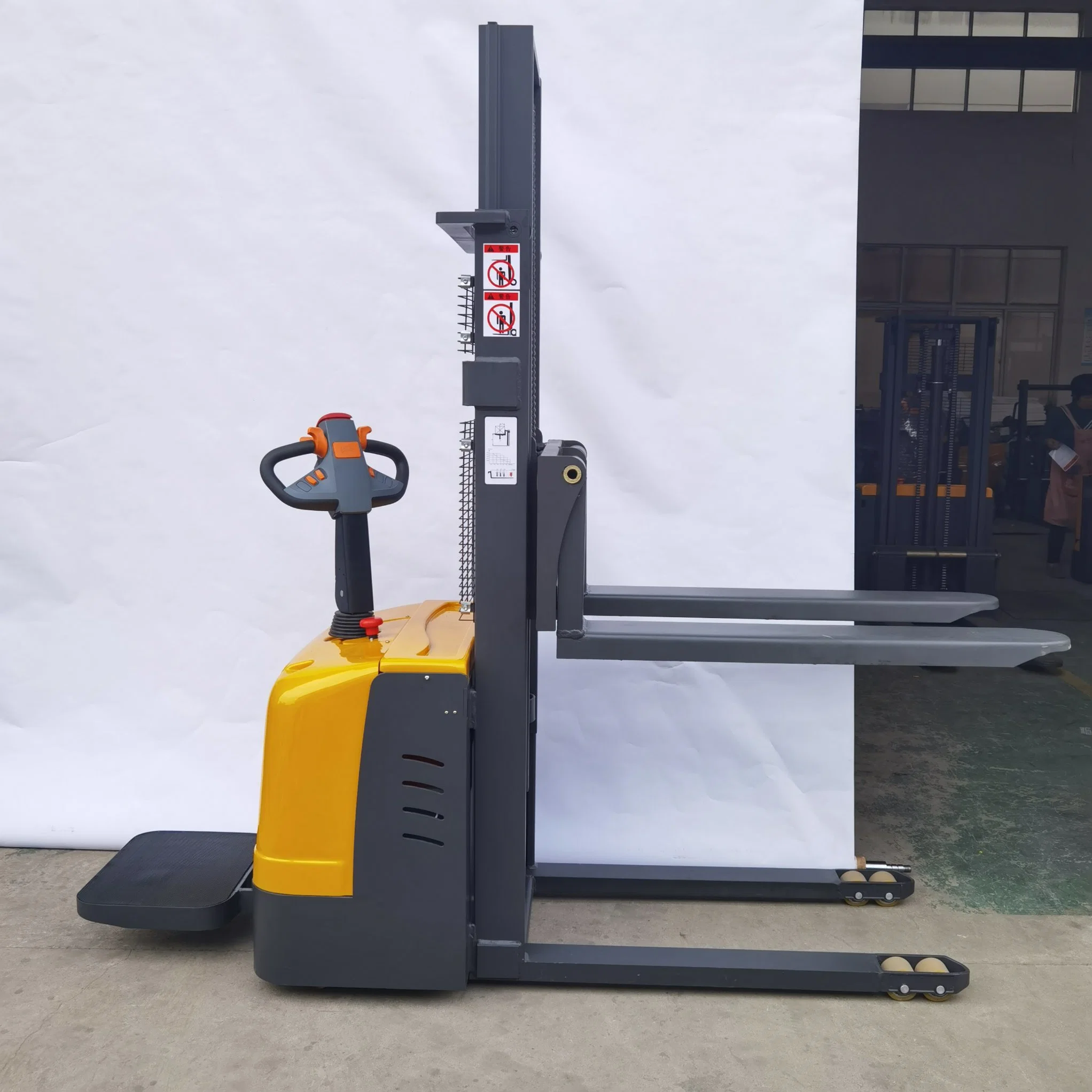 2.0ton 2000kg Material Handling Equipment Pallet Electric Loader with Battery Operation