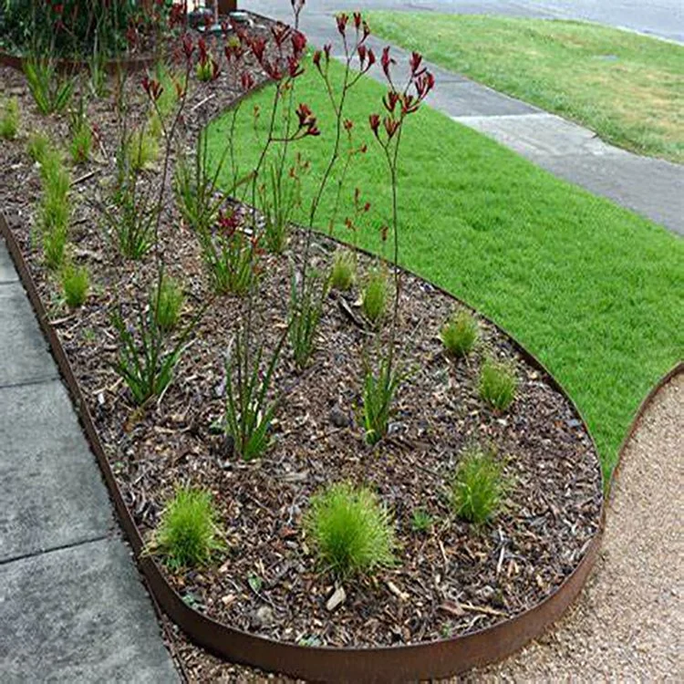 Rusty Metal Garden Edging/Flower Border