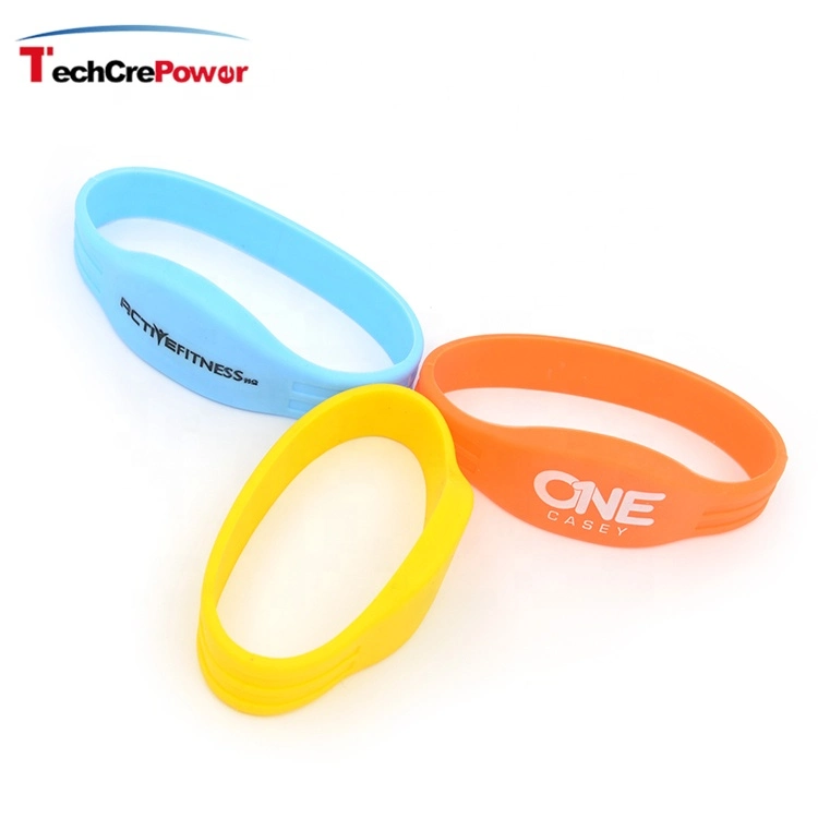 China Colorful RFID NFC Waterproof Silicone Rubber Wristband for Access Control