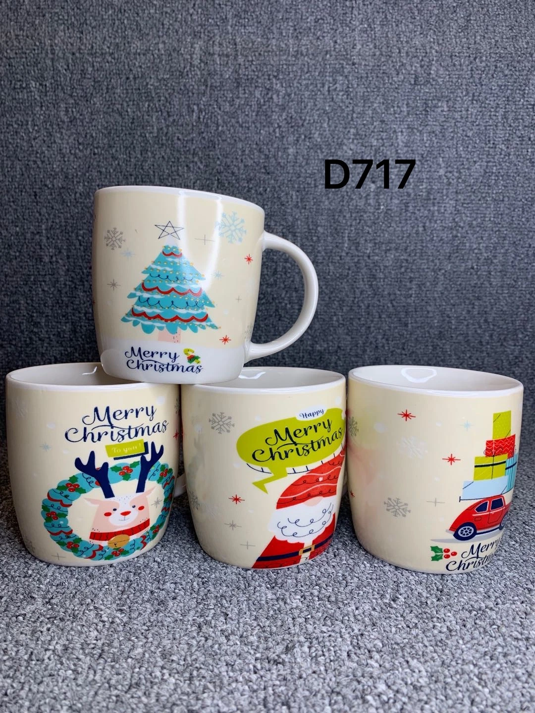 Wholesale/Supplier Set of 4 Cute Dog Pattern christmas Gift Porcelain Drinking Mugs