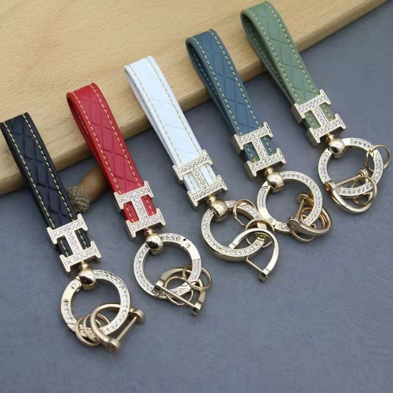 Luxury Car Keychain, Zinc Alloy, High-End Personalized Pendant, Microfiber Leather Keychain, Exquisite Gift Manufacturer's Batch