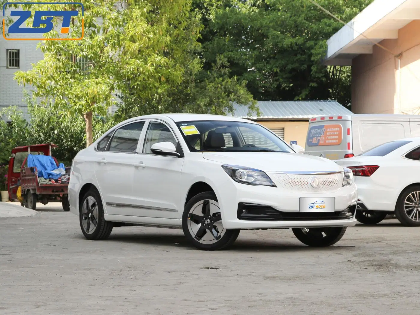 2022 Nueva versión Chino EV Car stock Envío rápido Changan Dongfeng Aeolus auto eléctrico E70