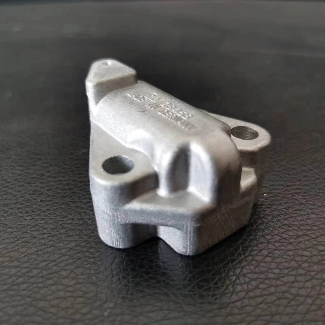 Precisão Personalize CNC Machining Automotive Auto Aluminium Casting Parts