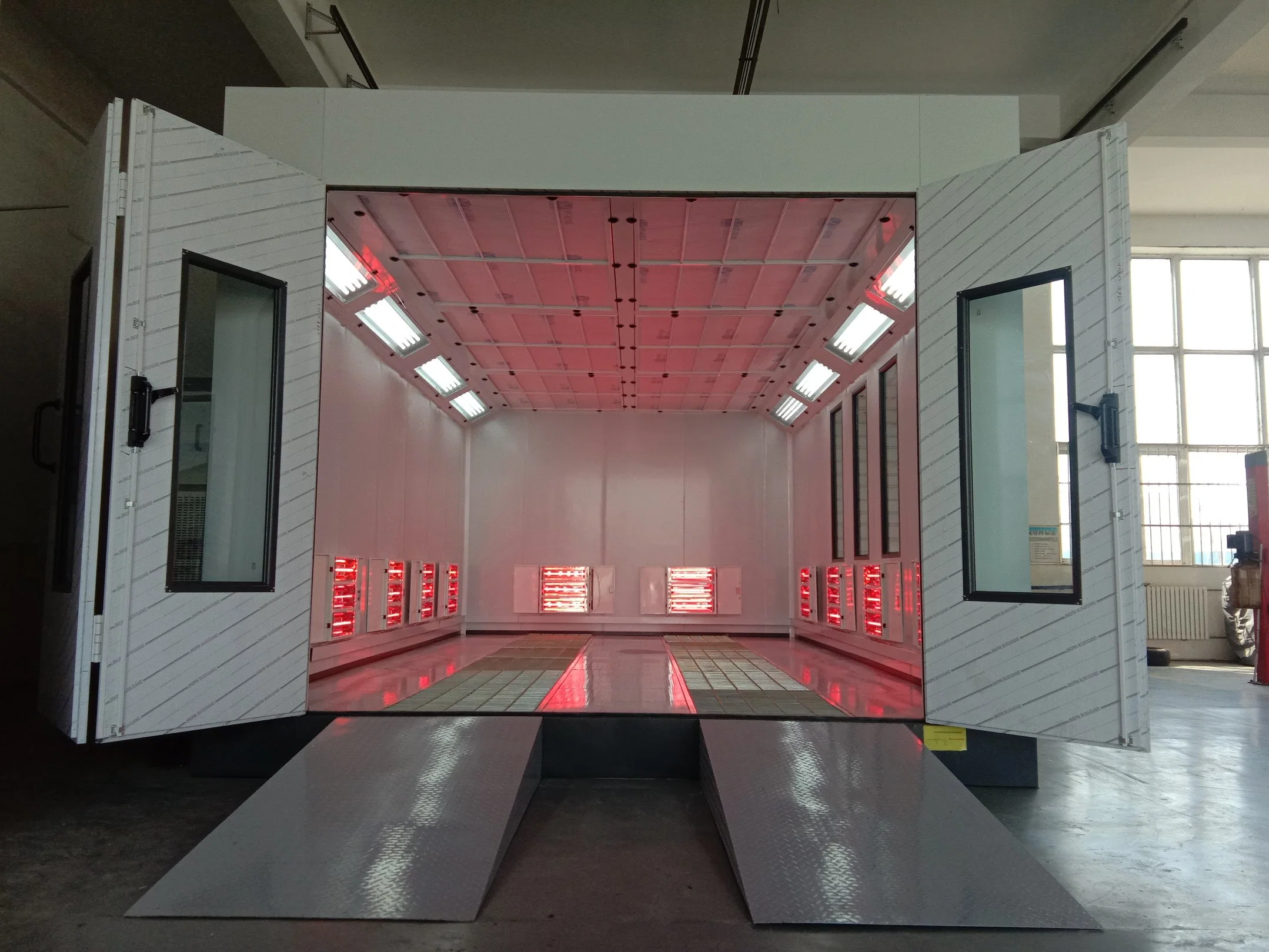 CE Certified High Quality Car Spray Booth